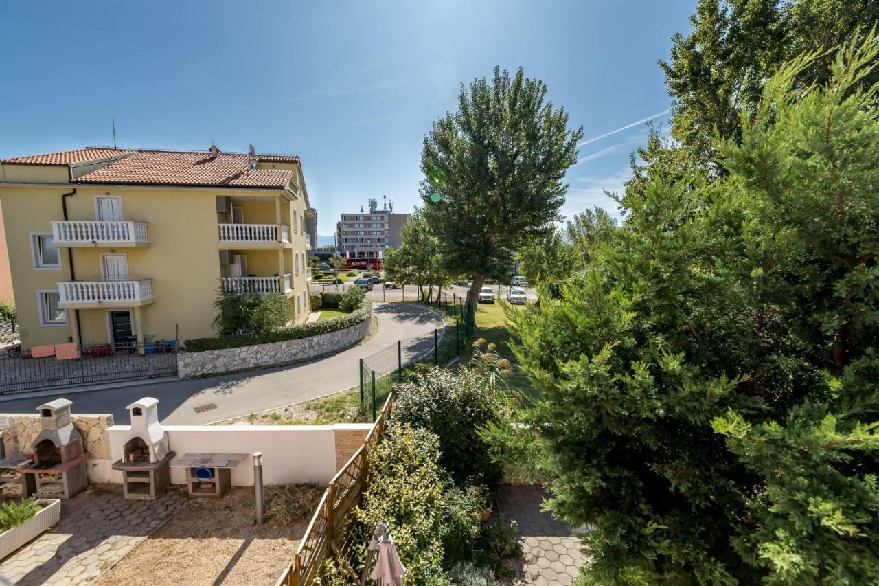 Apartments Tanja Baška Eksteriør bilde